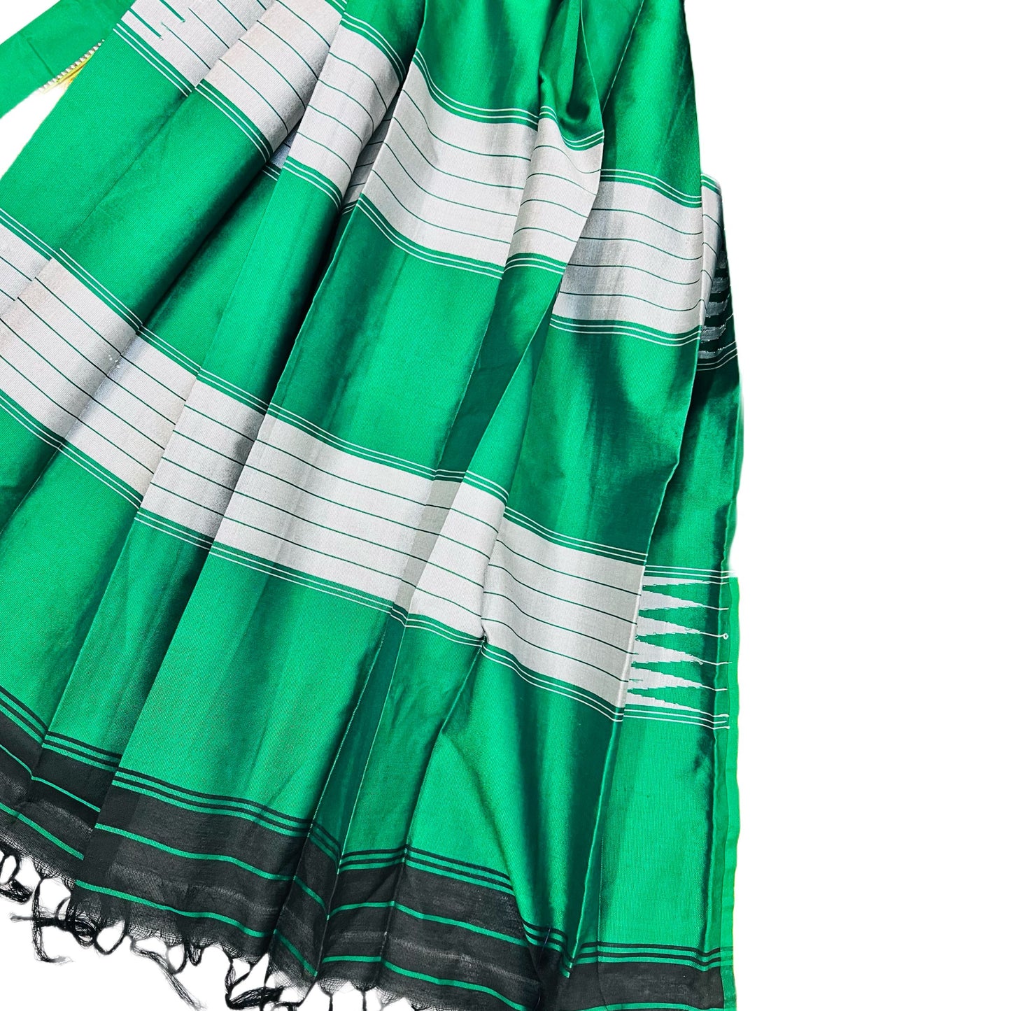 Green Haze Khan Gudi Vastra, Readymade Khan Saree Close