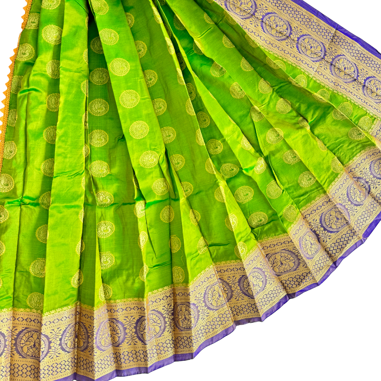 Instant Ready-Made Green Gudi Padwa Saree with Golden Border – Easy to Use & Reusable