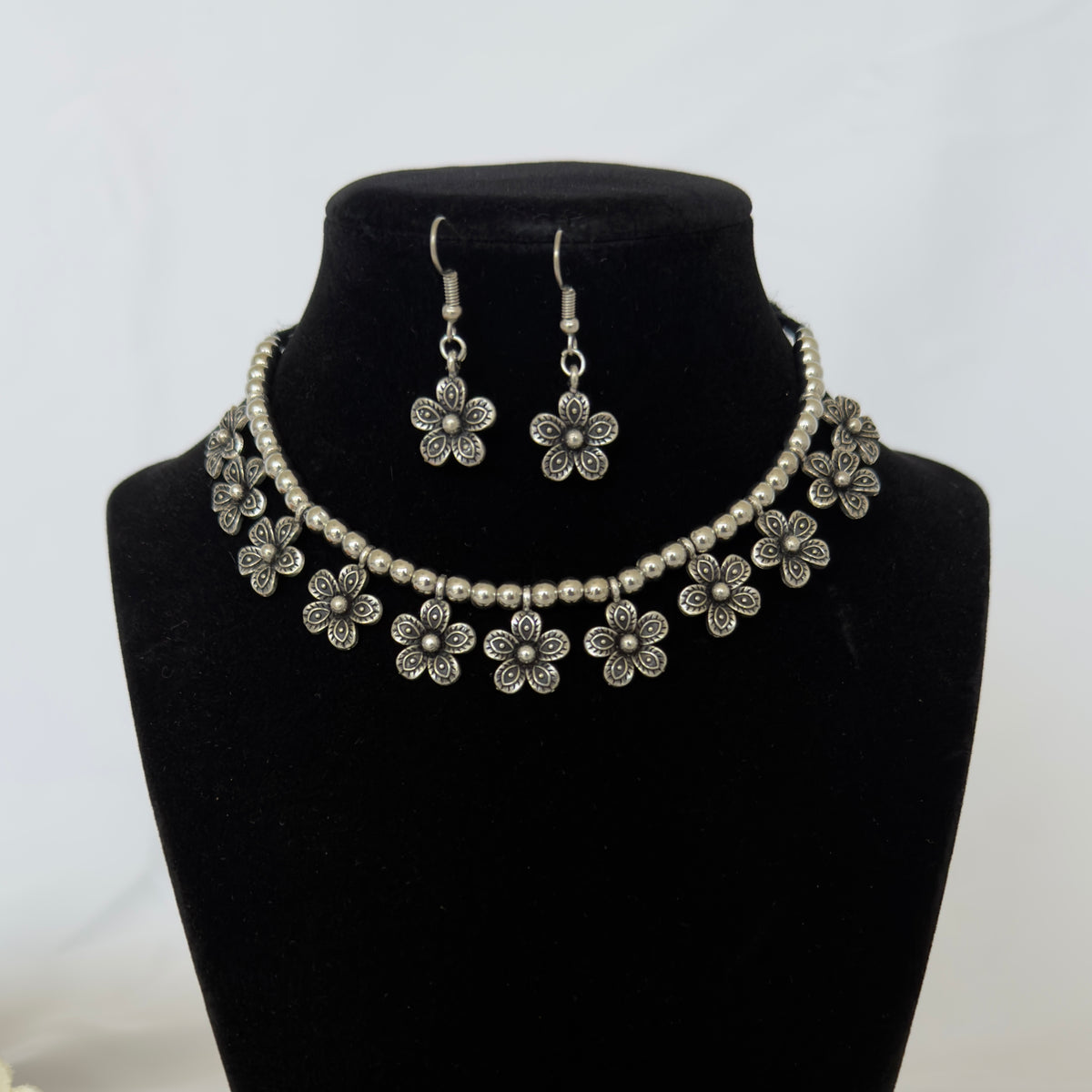 Kids Oxidized Silver Flower Necklace Set, Girls Floral Jewelry, Navratri Jewelry, Indian Festive Necklace Earrings, Oxidized Jewelry, gift for kids