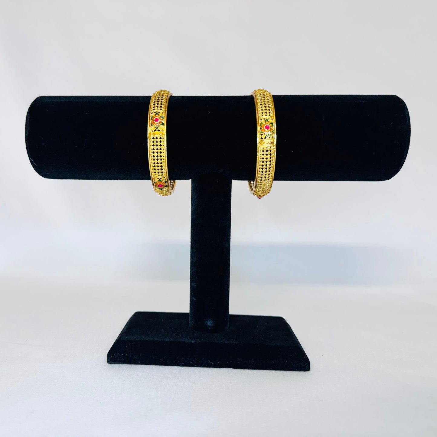 Traditional Indian Gold-Plated Bangle Set with Floral Motif - Elegant Bridal Jewelry-01