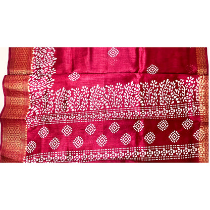 Red Color Soft Slub Cotton Silk Saree With Batik Print