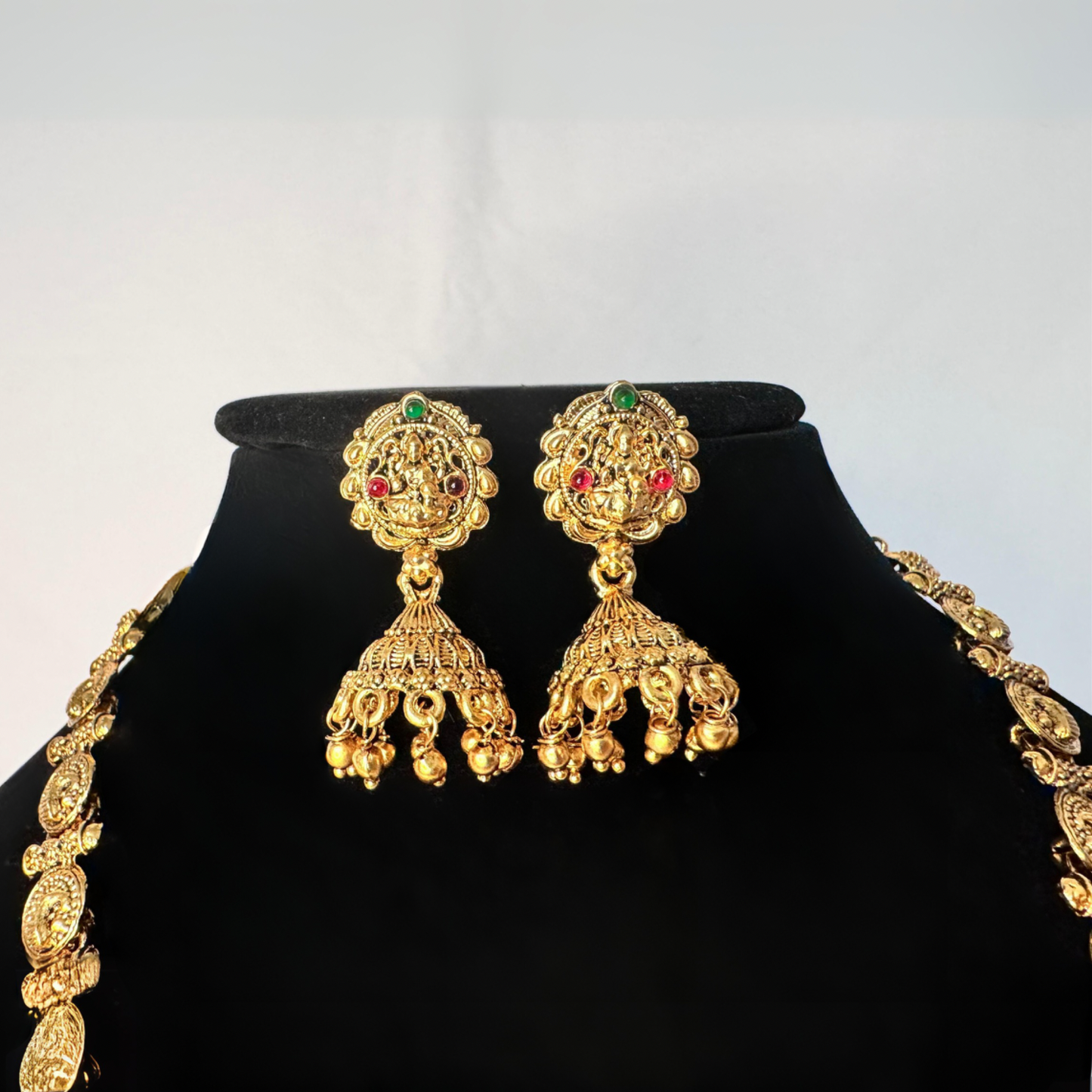 Traditional Indian Temple Jewelry Set - Gold Plated Necklace with Lakshmi Pendant & Matching Earrings - Ethnic Bridal Jewelry for Women