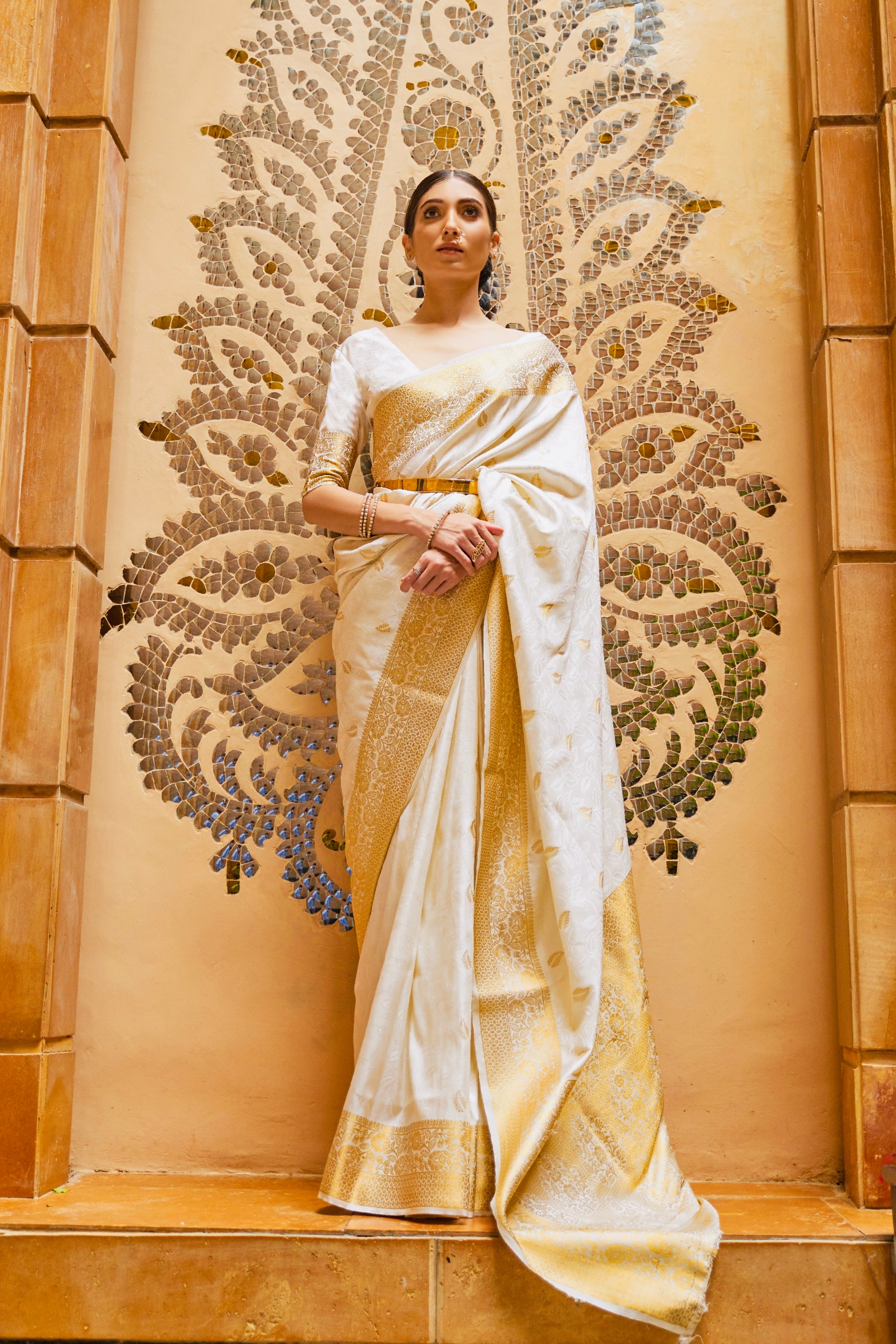 Elegant Ivory Pure Kanjivaram Silk Saree with Intricate Gold Zari