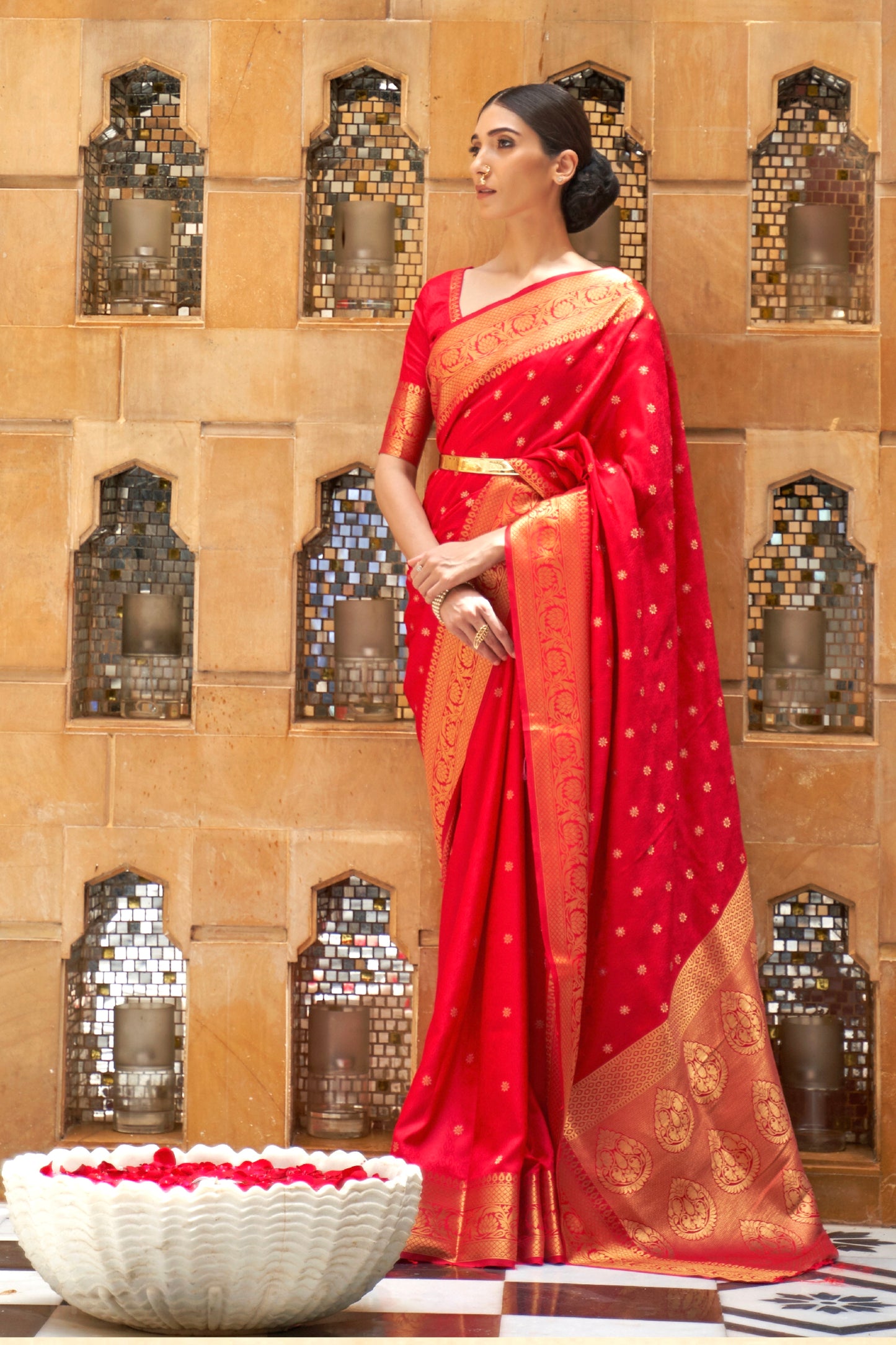 Luxurious Handwoven Red Kanjivaram Silk Saree With Gold Zari Detailing-Perfect For Festive Wear