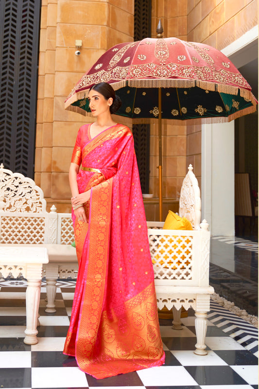 Luxurious Pink Kanjivaram Silk Saree with Exquisite Golden Zari Work – Perfect for Weddings and Special Occasions