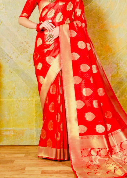 Exquisite Red Handloom Silk Saree with Gold Zari Border and Unstitched Blouse – Perfect for Weddings and Festive Wear