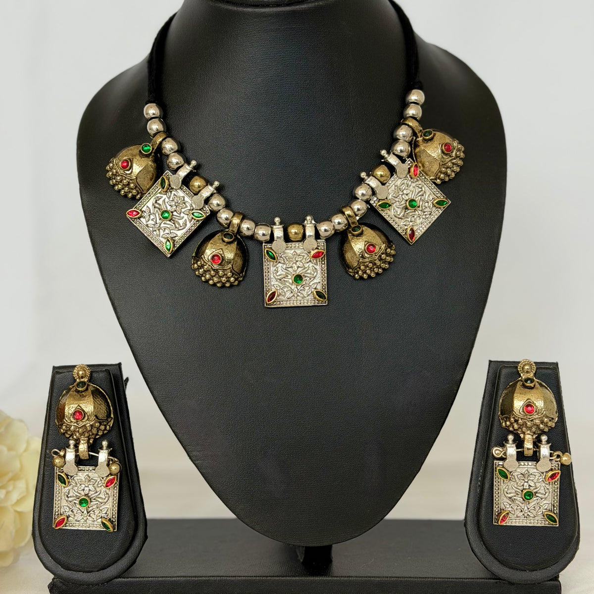 Oxidized Silver & Gold Necklace Set, Dual Tone Indian Jewelry, Jhumka Pendant Necklace, Red Green Stone Jewelry, Navratri Garba Jewelry Set