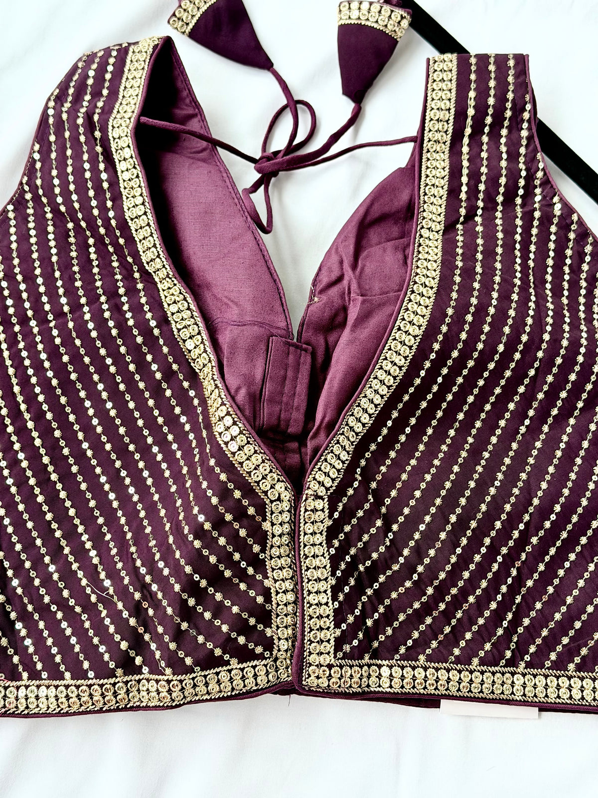 Wine Purple Saree Blouse, V Neck Zari Embroidered Blouse, Sleeveless Ready to Wear Indian Blouse, Wedding Festive Blouse, Crop top, lehenga
