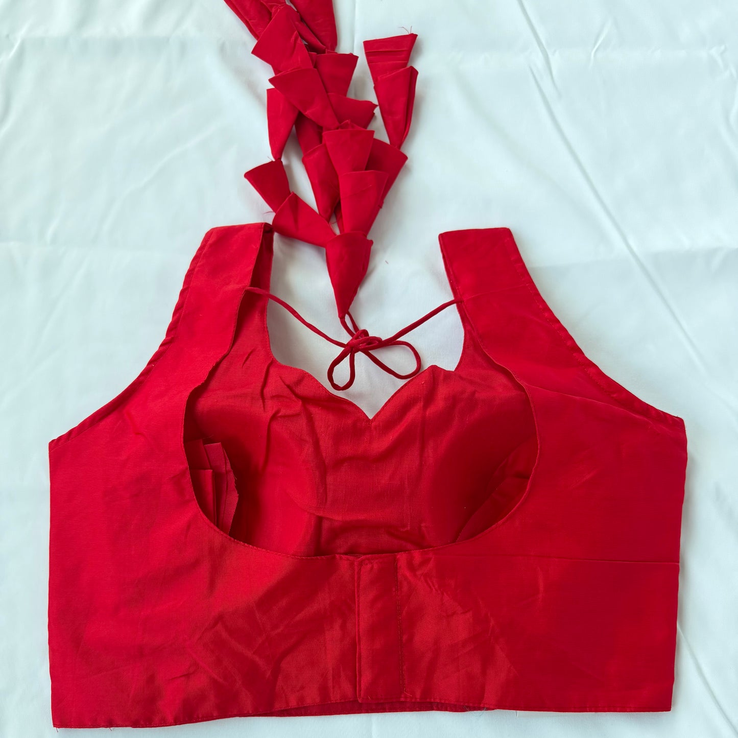 Red Taffeta Saree Blouse, Ready to Wear Sleeveless Indian Blouse, Deep Back Dori Latkan Blouse, Wedding Blouse, Bust 38-42