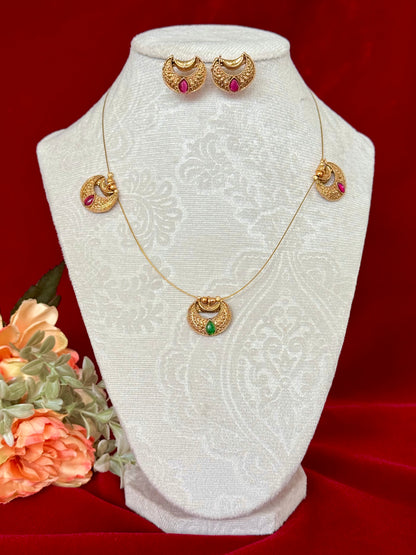 Chandrakor Necklace Set with Invisible Chain, Antique Gold Temple Jewelry, Ruby Green Stone Pendant Set, Minimalist Maharashtrian Jewelry