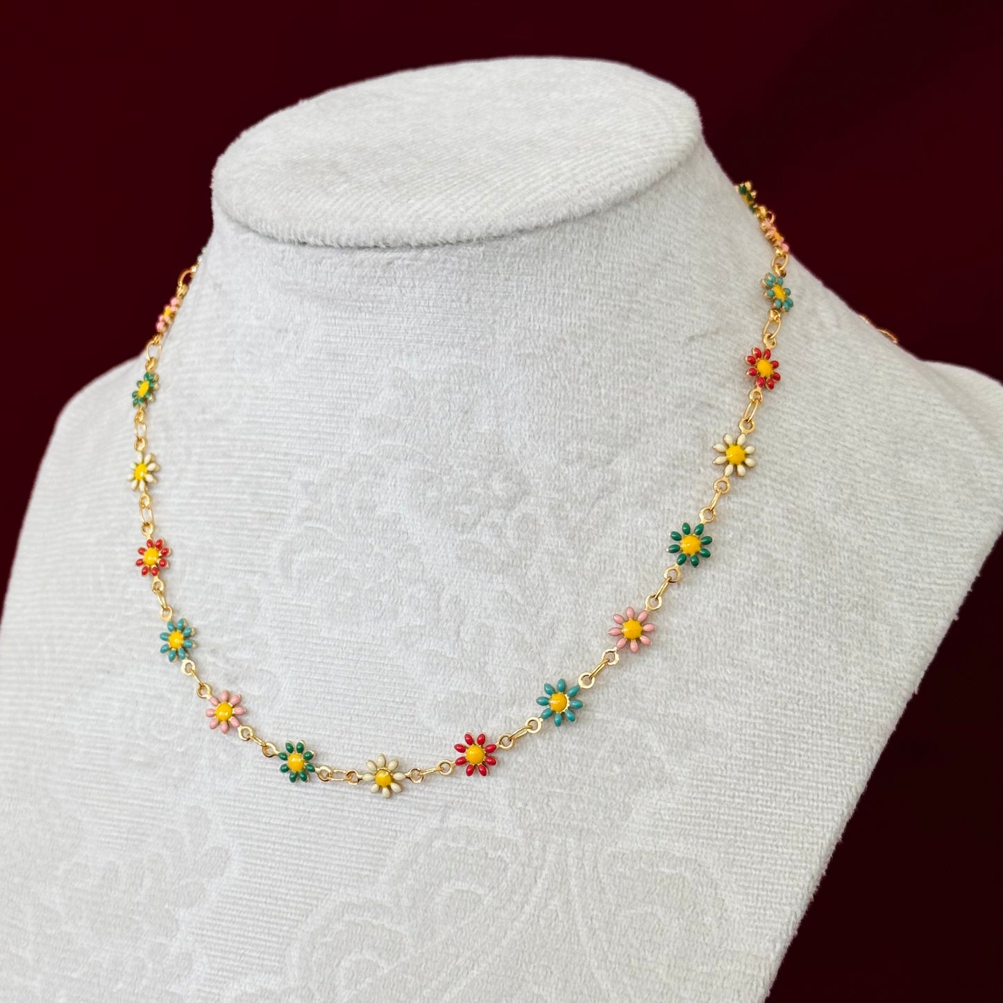 Colorful Daisy Flower Necklace, Cute Enamel Floral Chain Necklace, Minimal Gold Dainty Necklace, Everyday Jewelry Gift for Her, Spring Summe