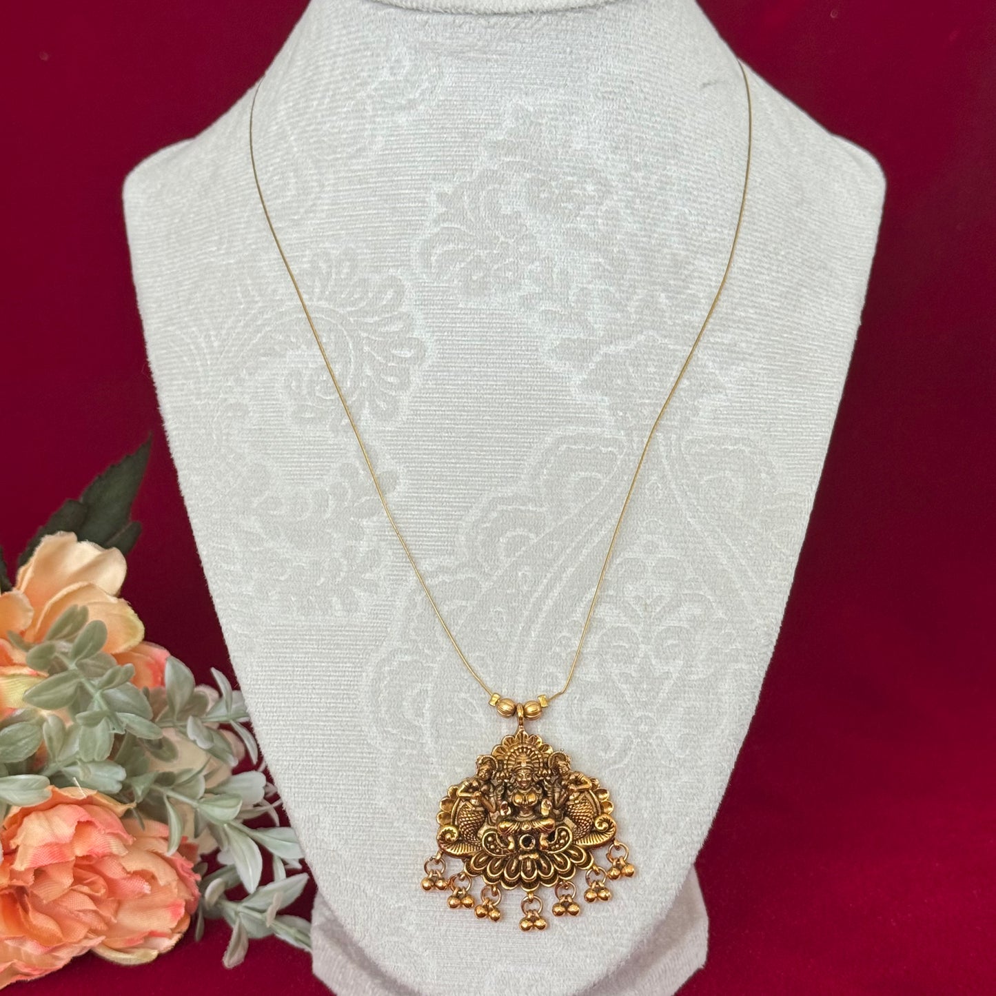 Antique Gold Lakshmi Pendant Necklace, Invisible Chain Temple Jewelry, South Indian Long Necklace, Traditional Ethnic Pendant Gift for Women