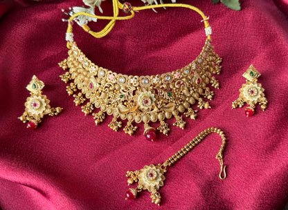 Traditional Antique Gold Choker Necklace Set with Earrings & Maang Tikka | Indian Bridal Jewelry Set | Floral Temple Style Wedding Necklace