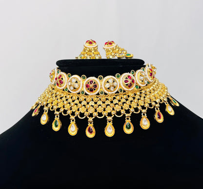 Luxury Kundan Bridal Choker Set | Ruby & Emerald Stone Indian Necklace | Elegant Wedding Jewelry Set with Maang Tikka