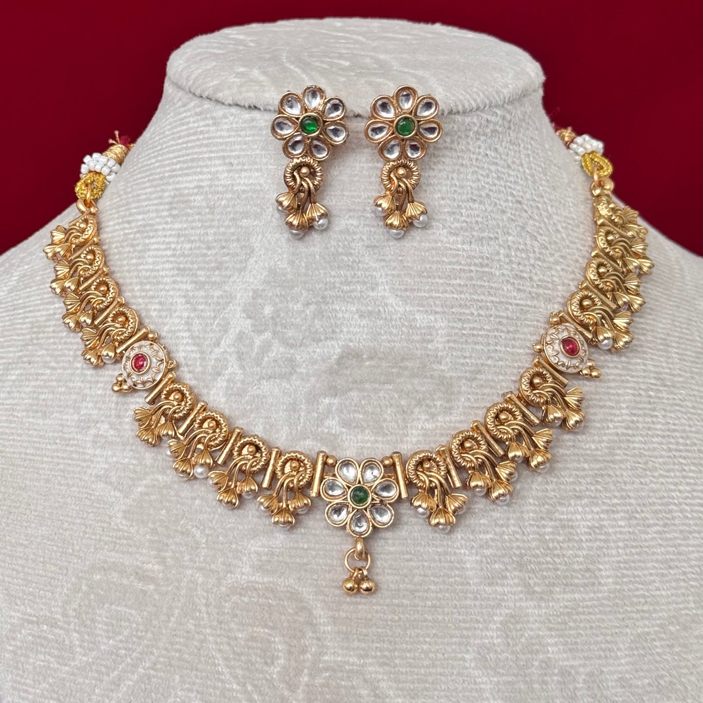 Antique Gold Majak Necklace Set with Earrings | Floral Kundan Choker | Traditional Indian Bridal Jewelry | South Indian Wedding Necklace