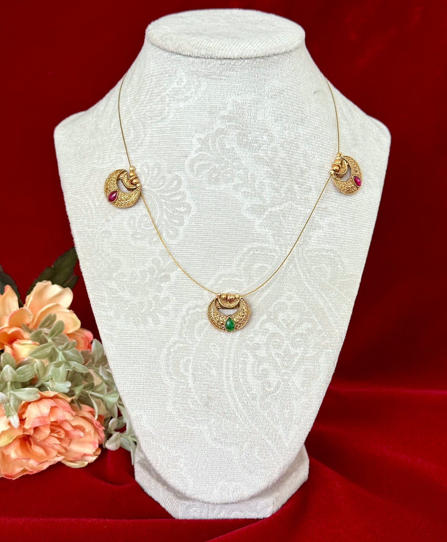 Chandrakor Necklace Set with Invisible Chain, Antique Gold Temple Jewelry, Ruby Green Stone Pendant Set, Minimalist Maharashtrian Jewelry