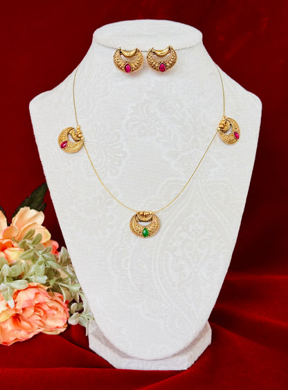 Chandrakor Necklace Set with Invisible Chain, Antique Gold Temple Jewelry, Ruby Green Stone Pendant Set, Minimalist Maharashtrian Jewelry