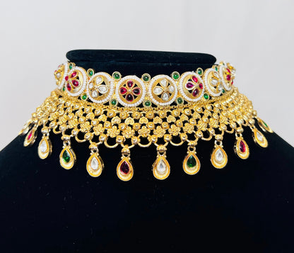 Luxury Kundan Bridal Choker Set | Ruby & Emerald Stone Indian Necklace | Elegant Wedding Jewelry Set with Maang Tikka