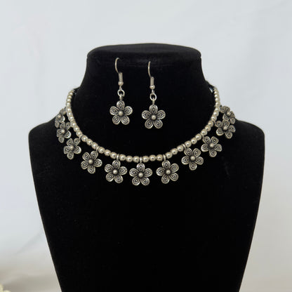 Kids Oxidized Silver Flower Necklace Set, Girls Floral Jewelry, Navratri Jewelry, Indian Festive Necklace Earrings, Oxidized Jewelry, gift for kids