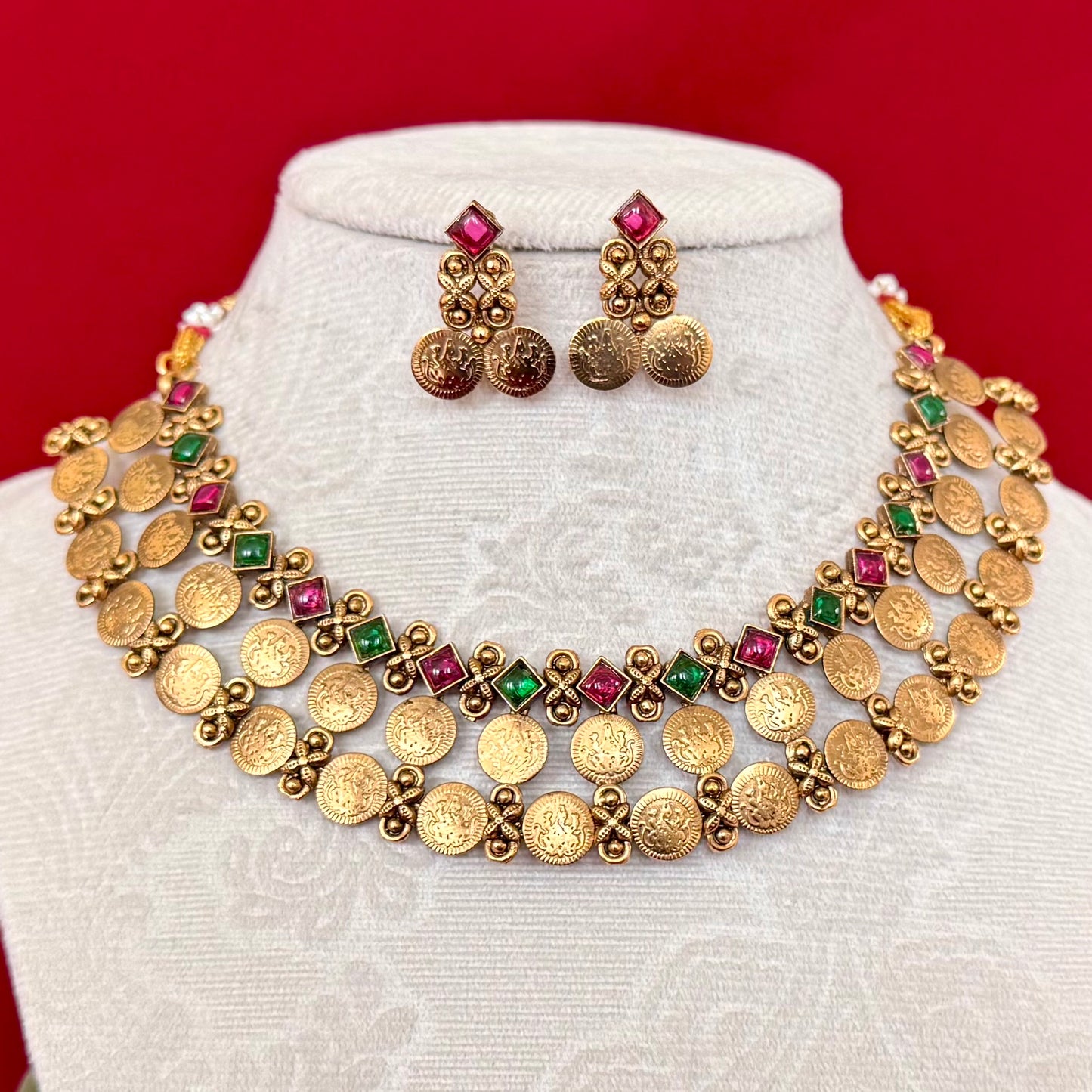 Temple Coin Necklace Set, Antique Gold Lakshmi Necklace, Red Green Stone Choker, South Indian Jewelry Set, Bridal Festive Necklace