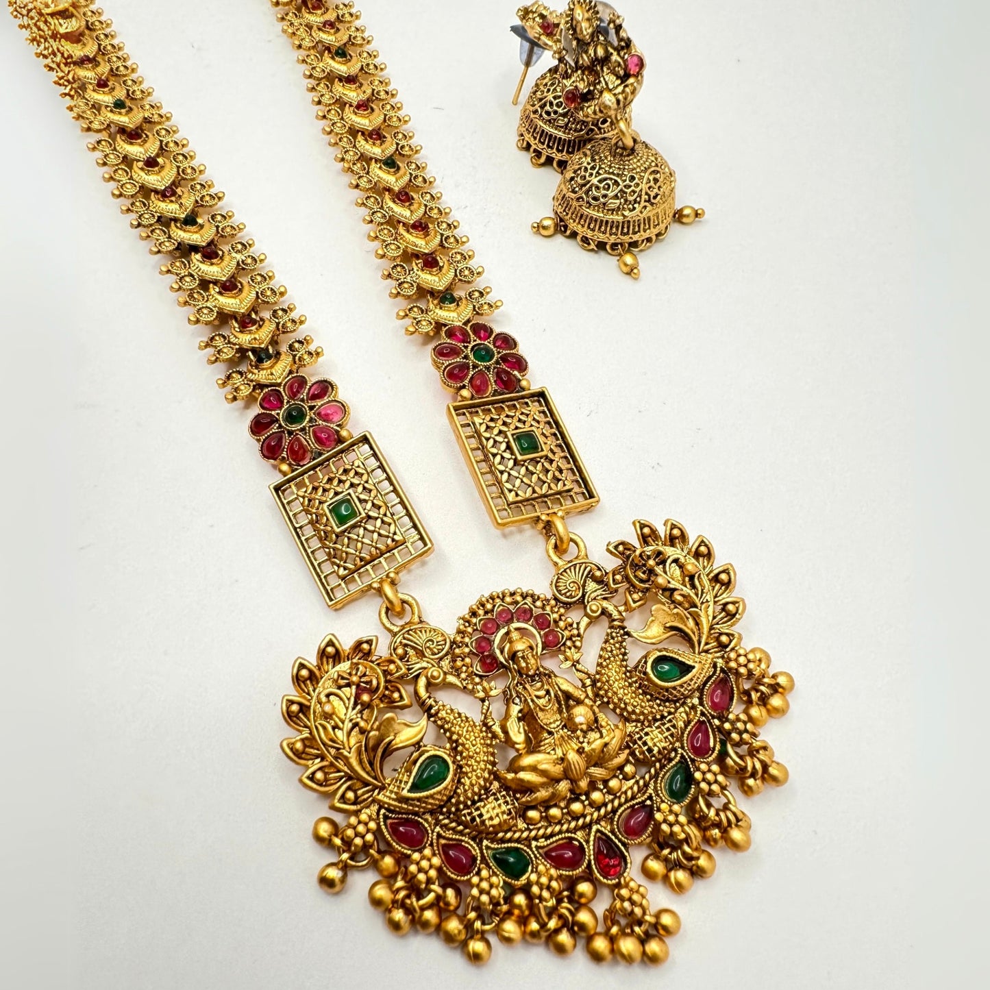 Traditional Lakshmi Temple Jewelry Set_2